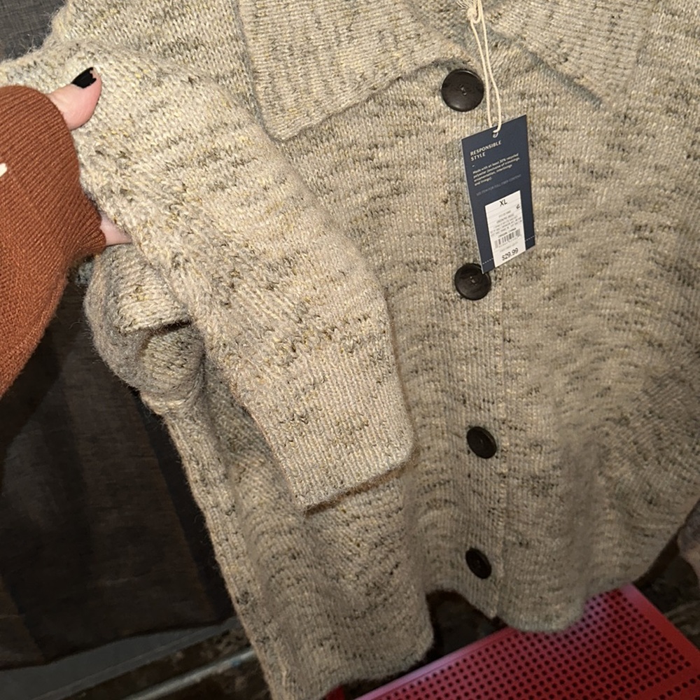 Women’s XL Beige Universal Thread Sweater *New w/ Tag* - Picture 3 of 15